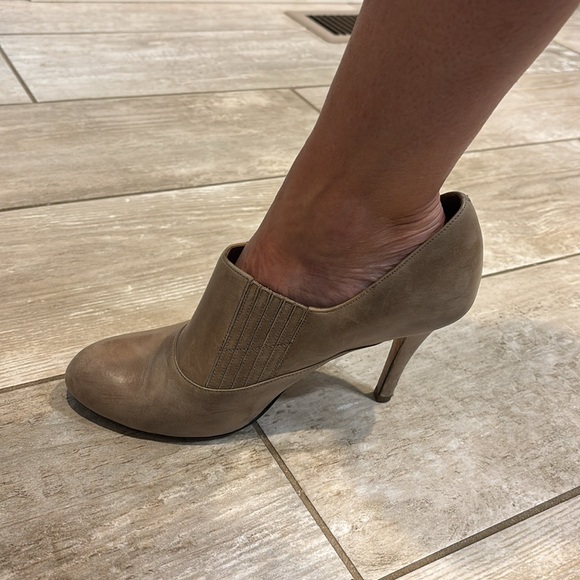 Cole Haan Nike Air Booties - Picture 7 of 7